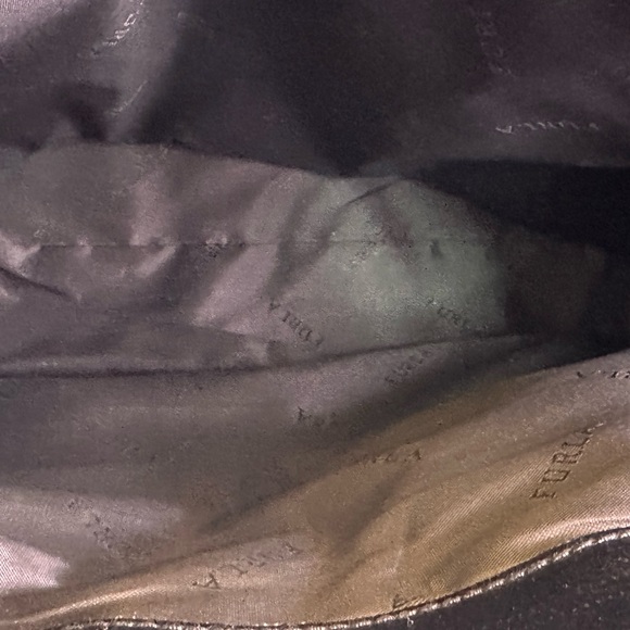 Authentic Furla 2 way Black leather crossbody/handbag. - Picture 15 of 16